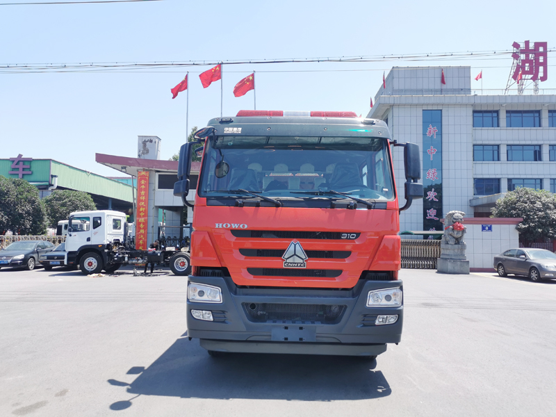 中潔牌水罐消防車